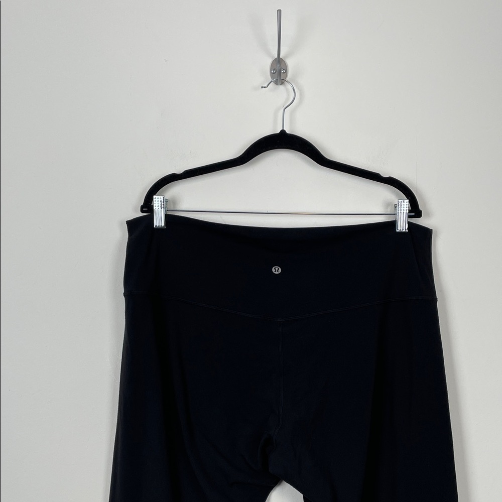 Lululemon Pilates Athleisure Women's 18 Stretch Active Yoga Black Legging Pants - Picture 6 of 8